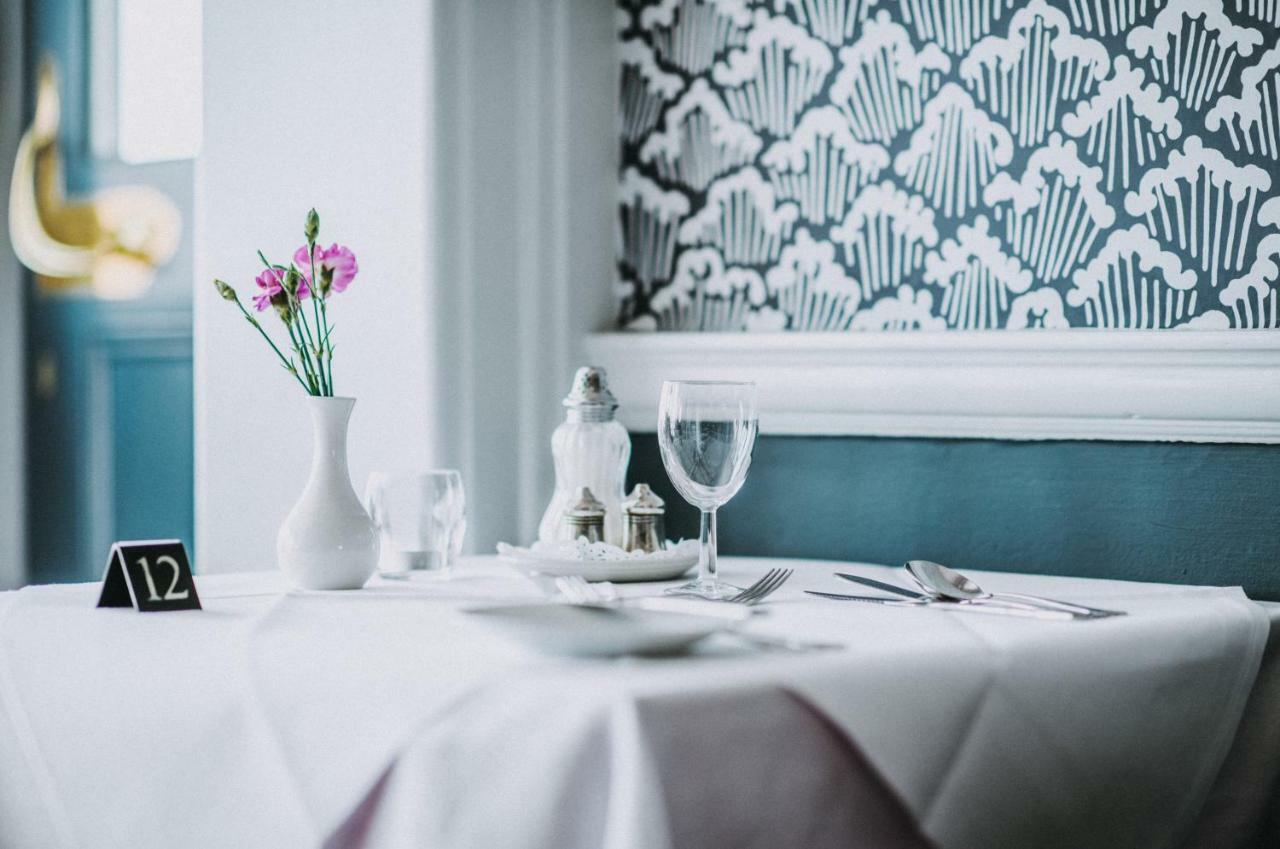 Bedford Hotel 시드머스 외부 사진